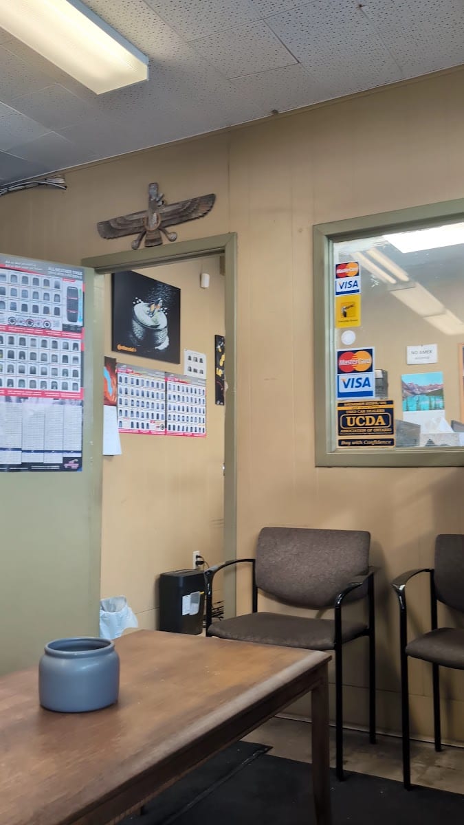 Essy Auto Sales & Services Inc, photo 2