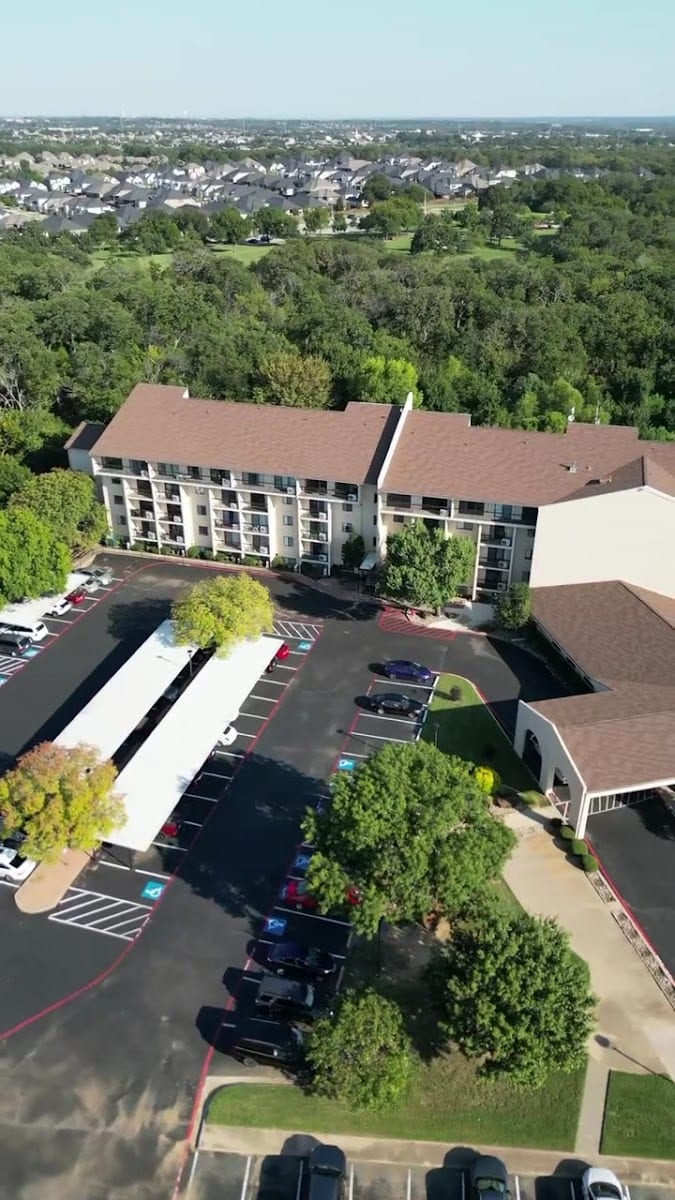 Lake Forest Village, photo 3