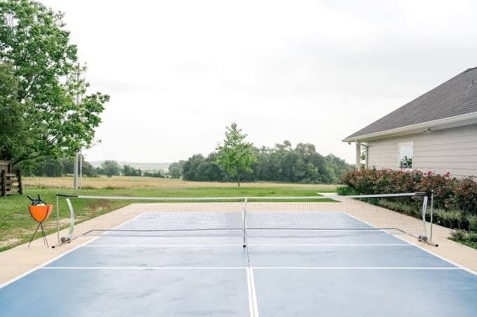 Your Poolside + Pickleball + Hot Tub + Fire Pit + Gym Escape!, photo 2