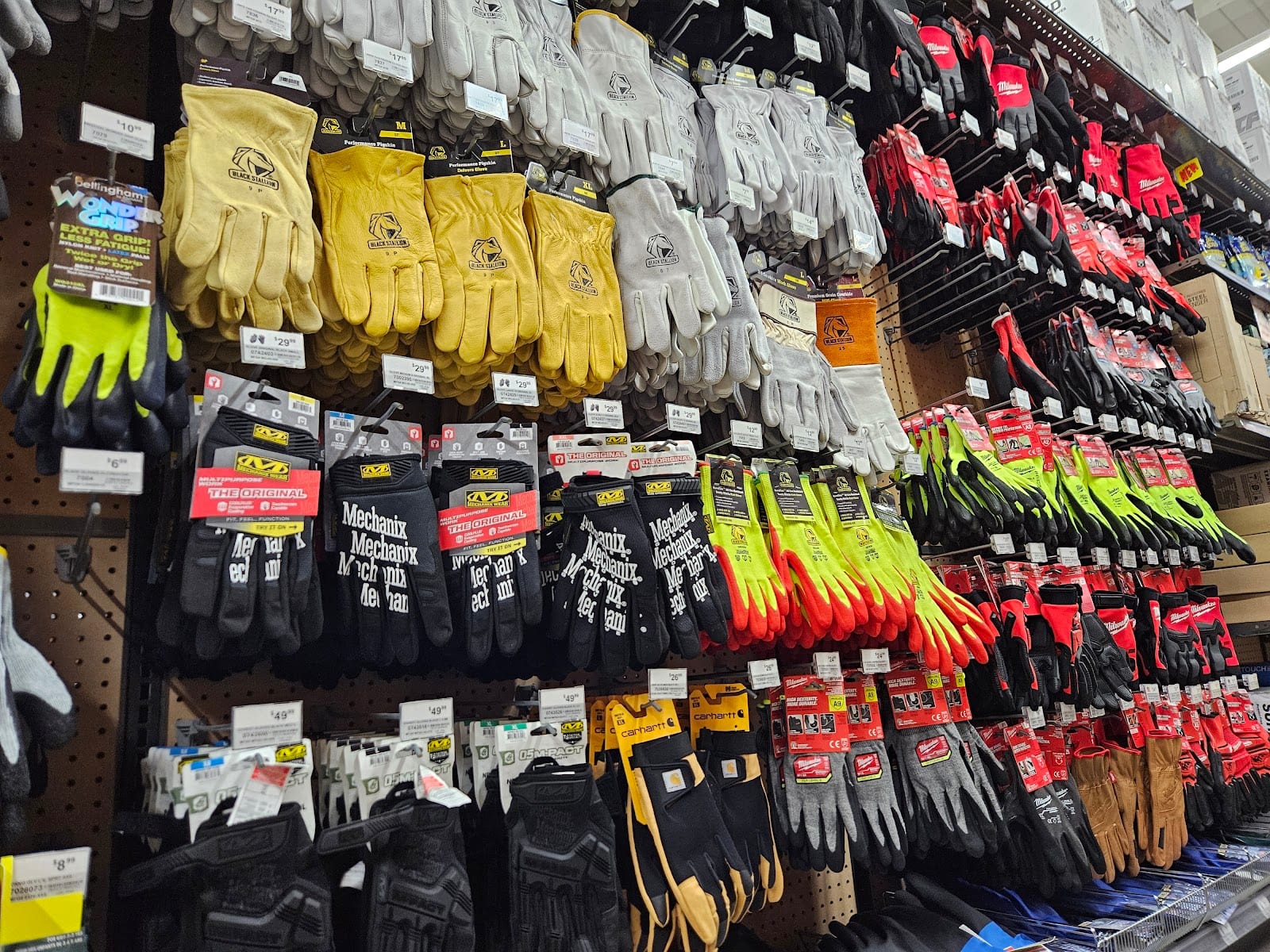 Center Hardware & Supply Co., Inc., photo 2