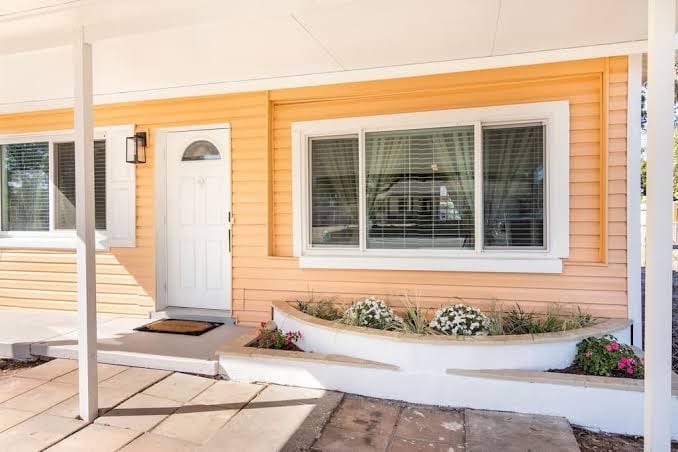 Fun Cheerful - 4009 W Pearl Ave · Fun Cheerful Mini Golf Pool Home