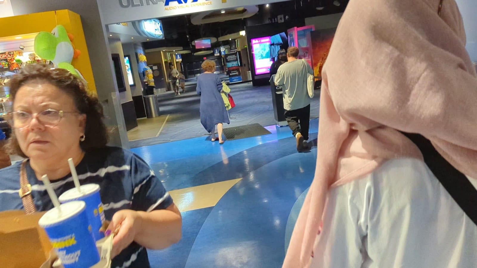 Cineplex Cinemas Queensway & VIP, photo 4