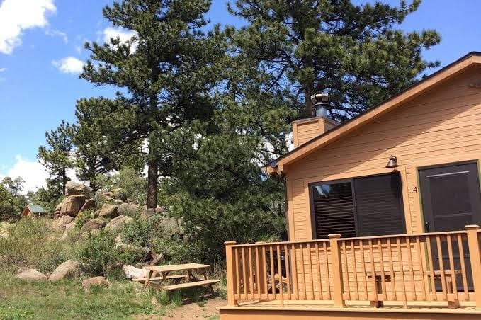 Estes Park | Mountain Basecamp | Hot Tub & Fireplace