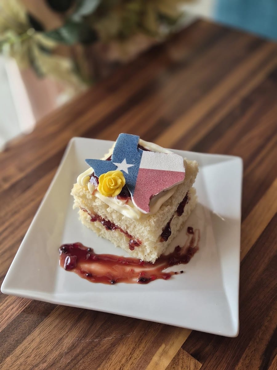 Champagne & Cake