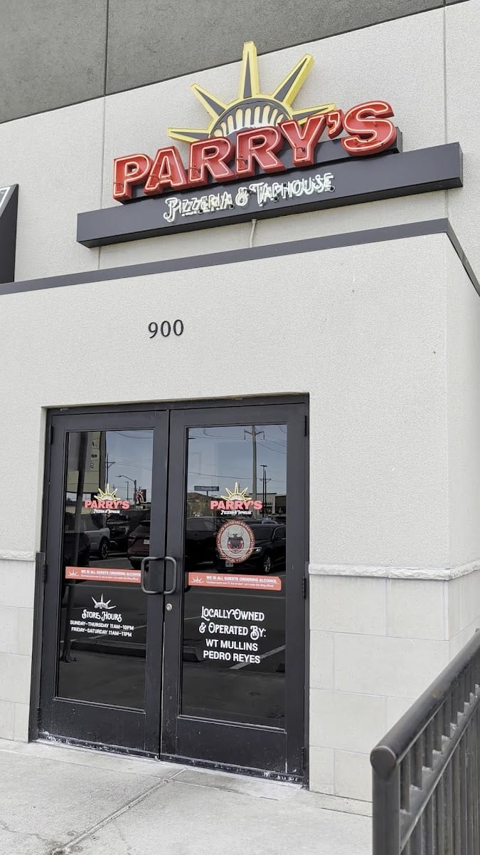Parry's Pizzeria & Taphouse, photo 3