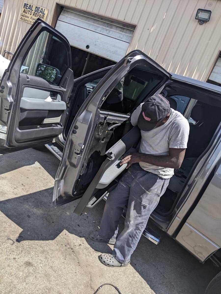 Real Deal Auto Repair, photo 2
