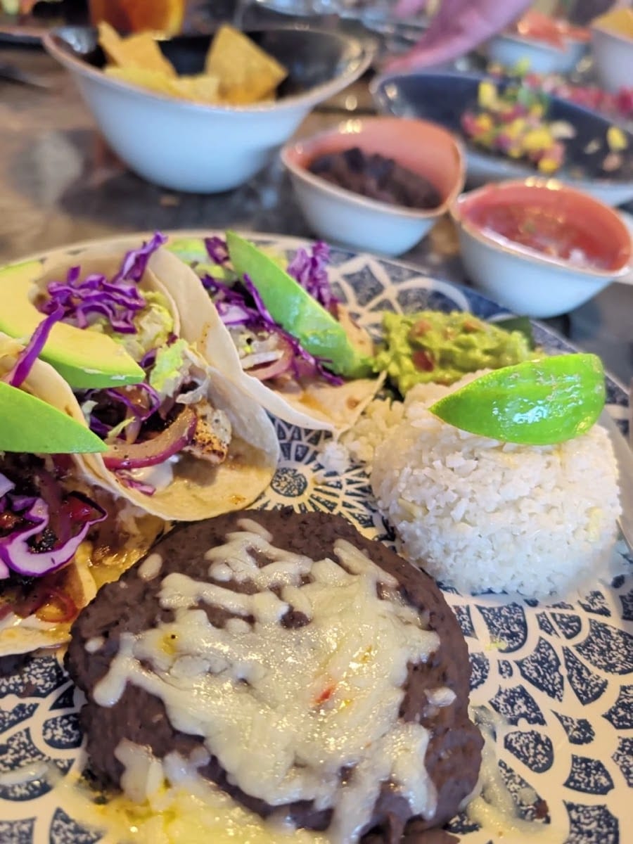 Caló Kitchen + Tequila, photo 2