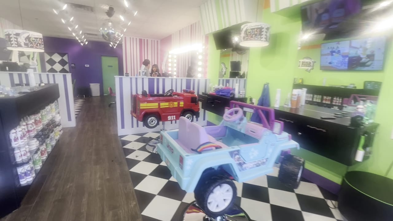 Sharkey's Cuts for Kids - Alpharetta, GA, photo 3