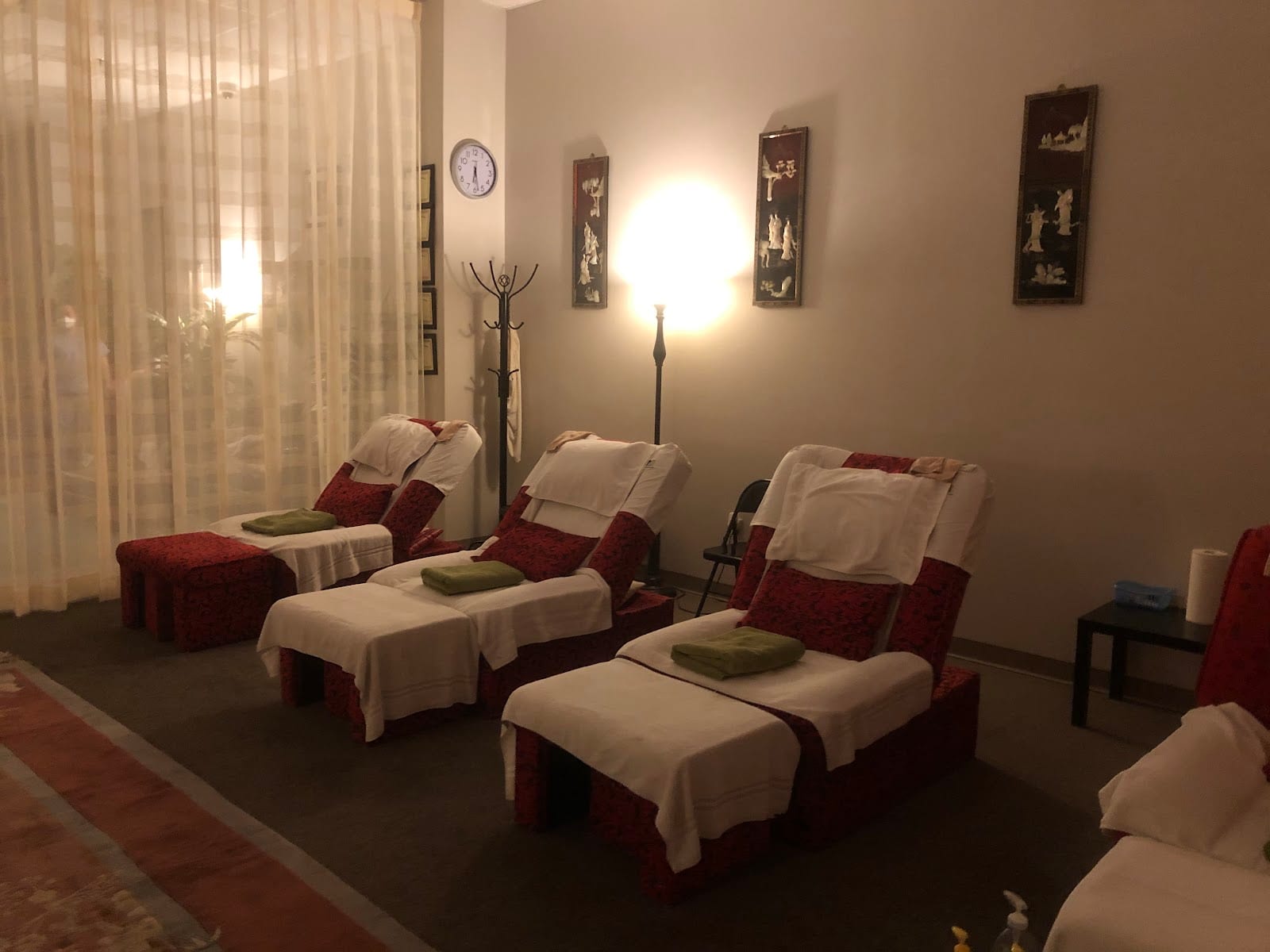 Reflexology Studio, photo 2
