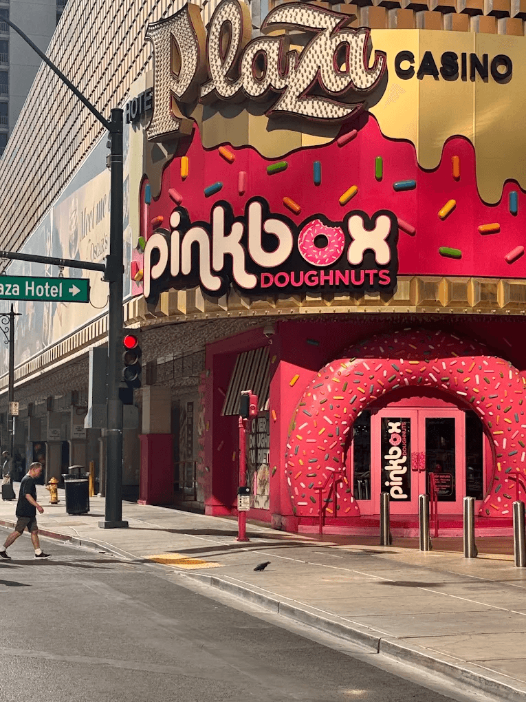 Pinkbox Doughnuts, photo 2