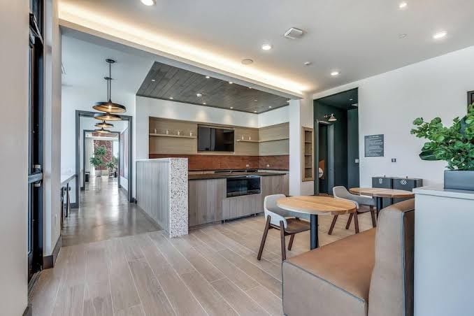 Landing | Chic Studio, Gym, Clubhouse
