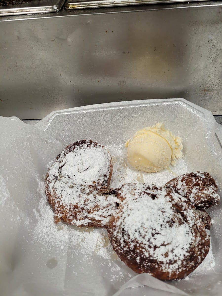 Aj’s Icys and Hot Treats Food Truck