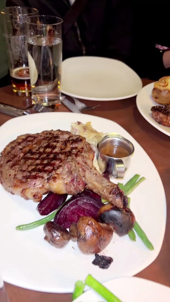 The Keg Steakhouse + Bar - King West, photo 3