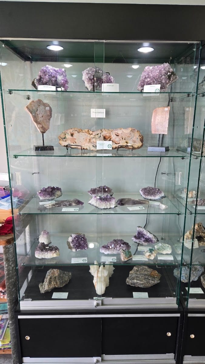 In Spyrit Metaphysical, photo 2