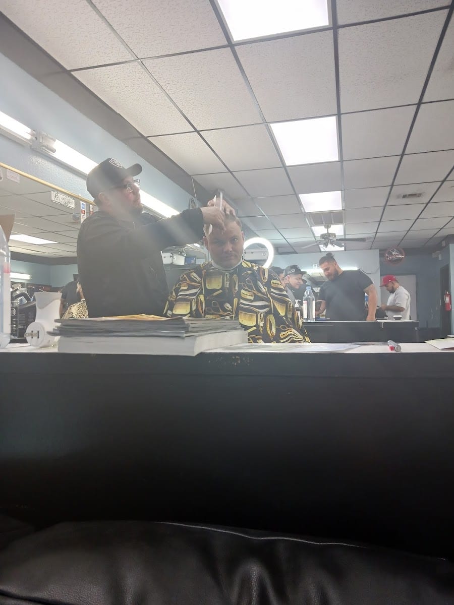 Hot cutz barbershop