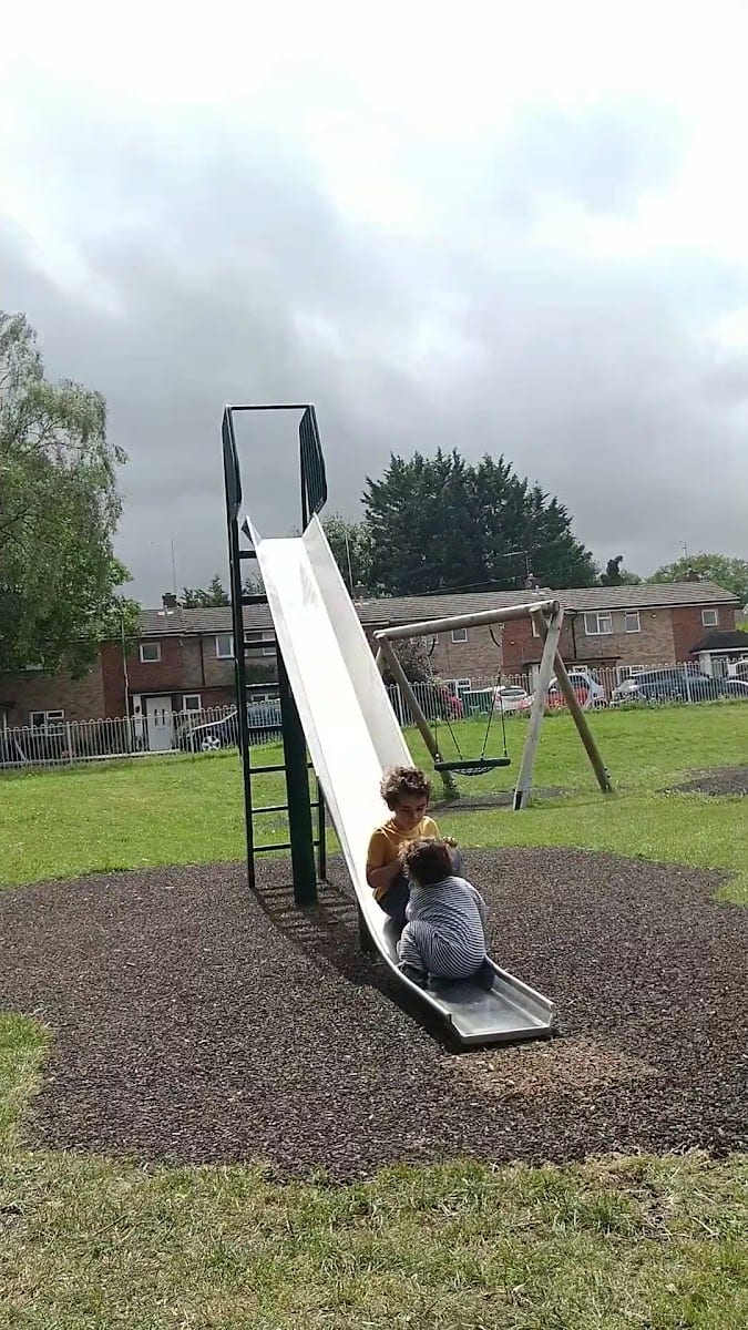 Oakley Road Playground, photo 3