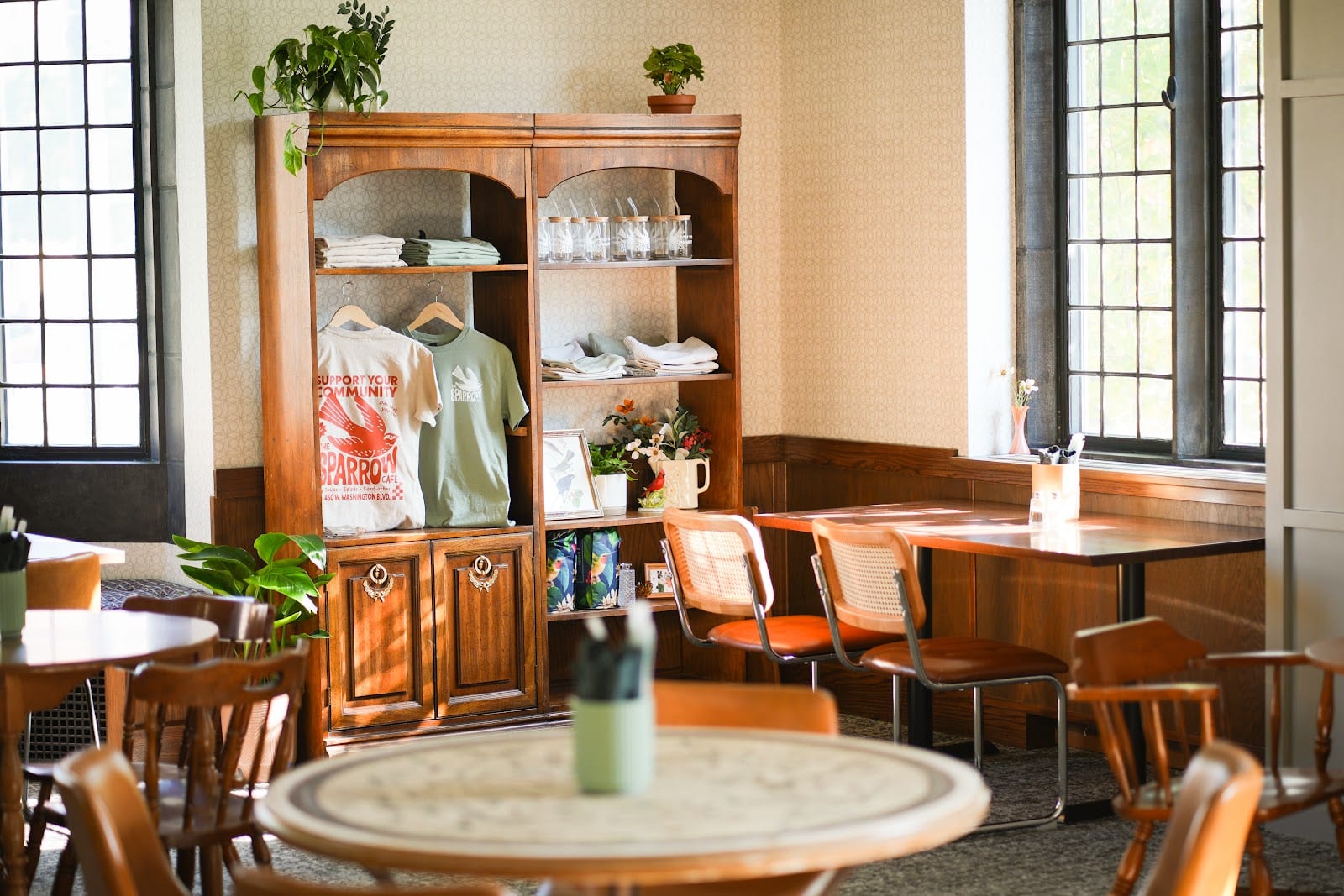 The Sparrow Café, photo 2