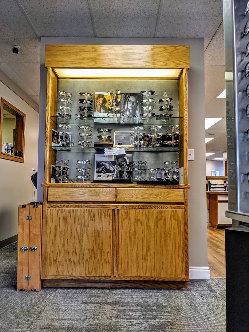 Advanced EyeCare Centers Centennial: Fincher Randolph E OD, photo 2