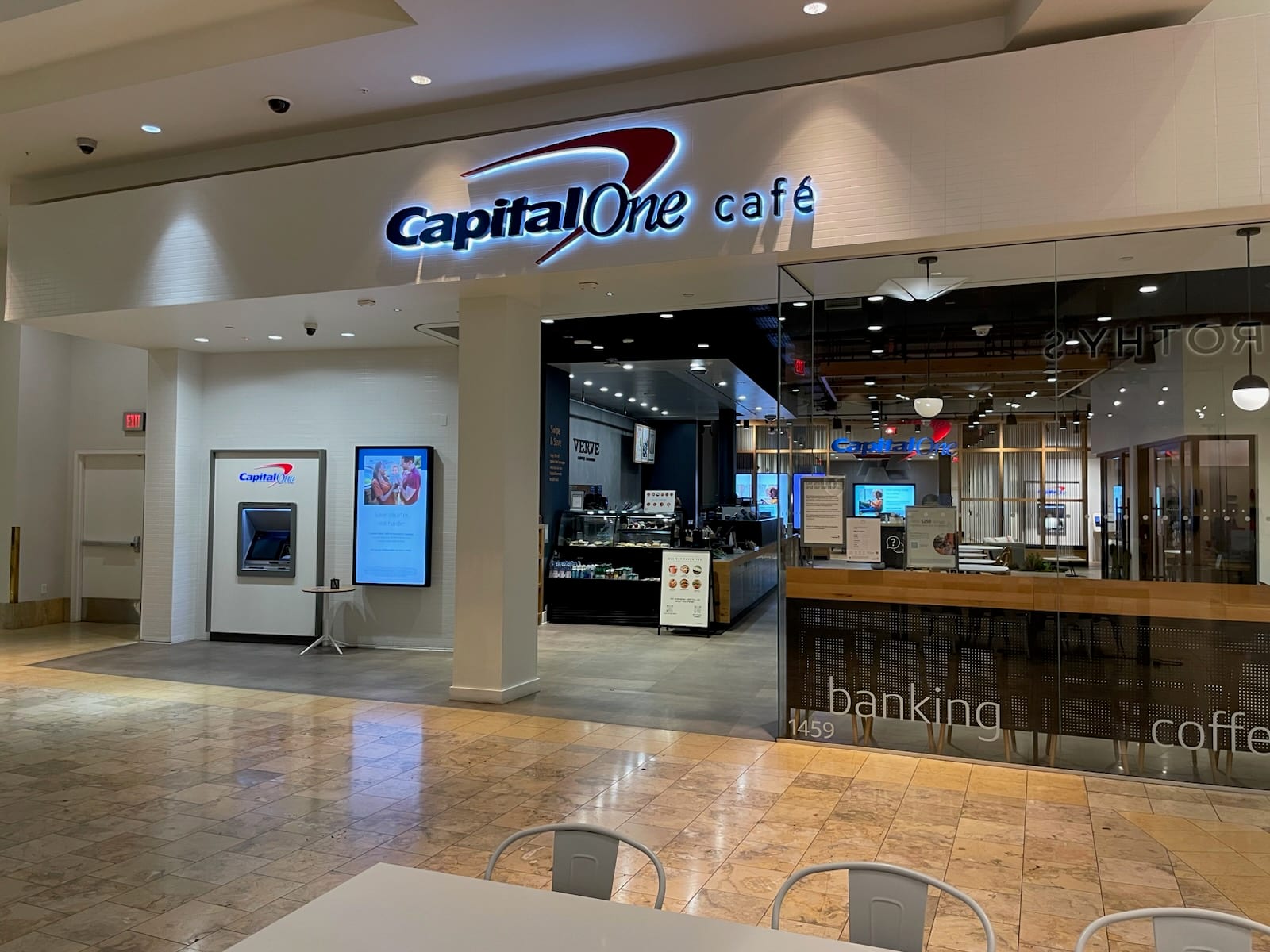 Capital One Café, photo 2