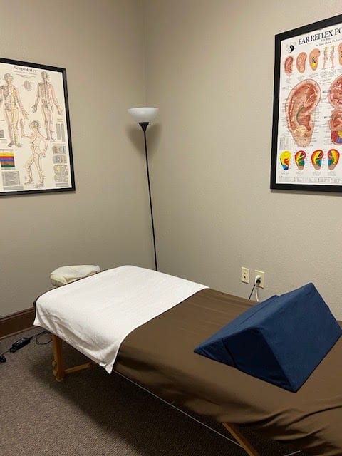 Peak Performance Chiropractic, Decompression and Acupuncture, photo 4