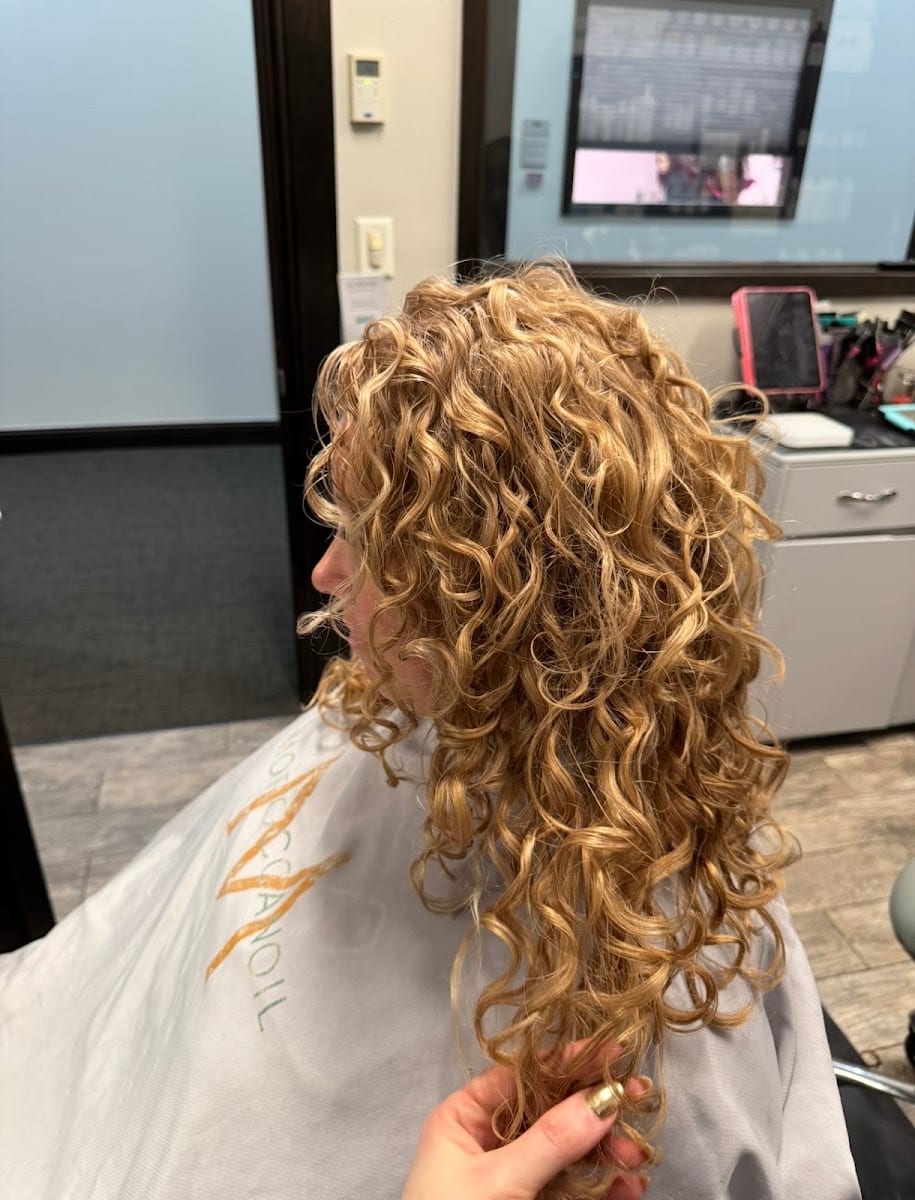 Hair By Renee Inc, photo 2