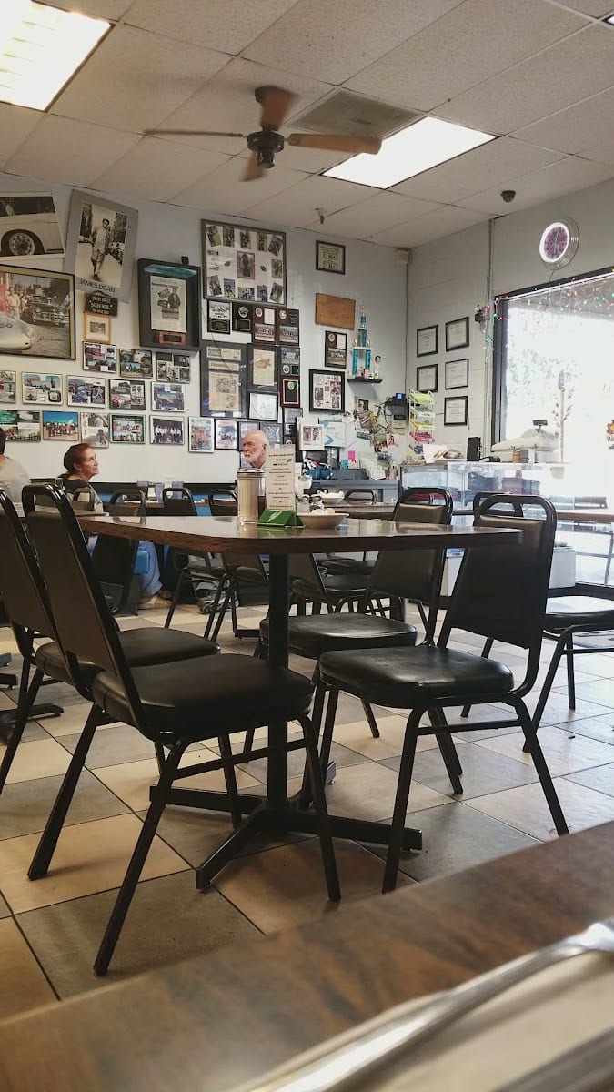 Viv's Cafe, photo 2