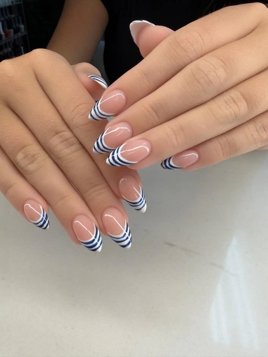 Glow Nails, photo 2