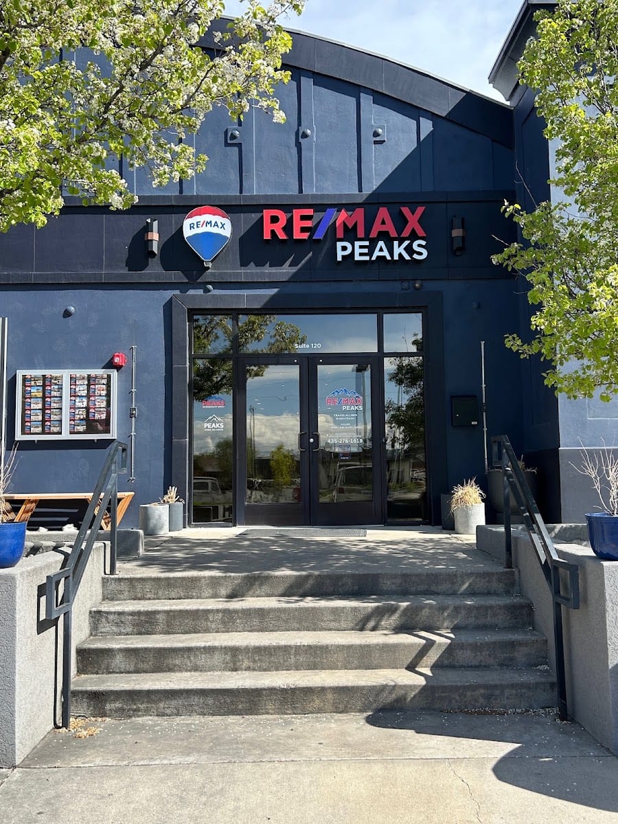 RE/MAX Peaks