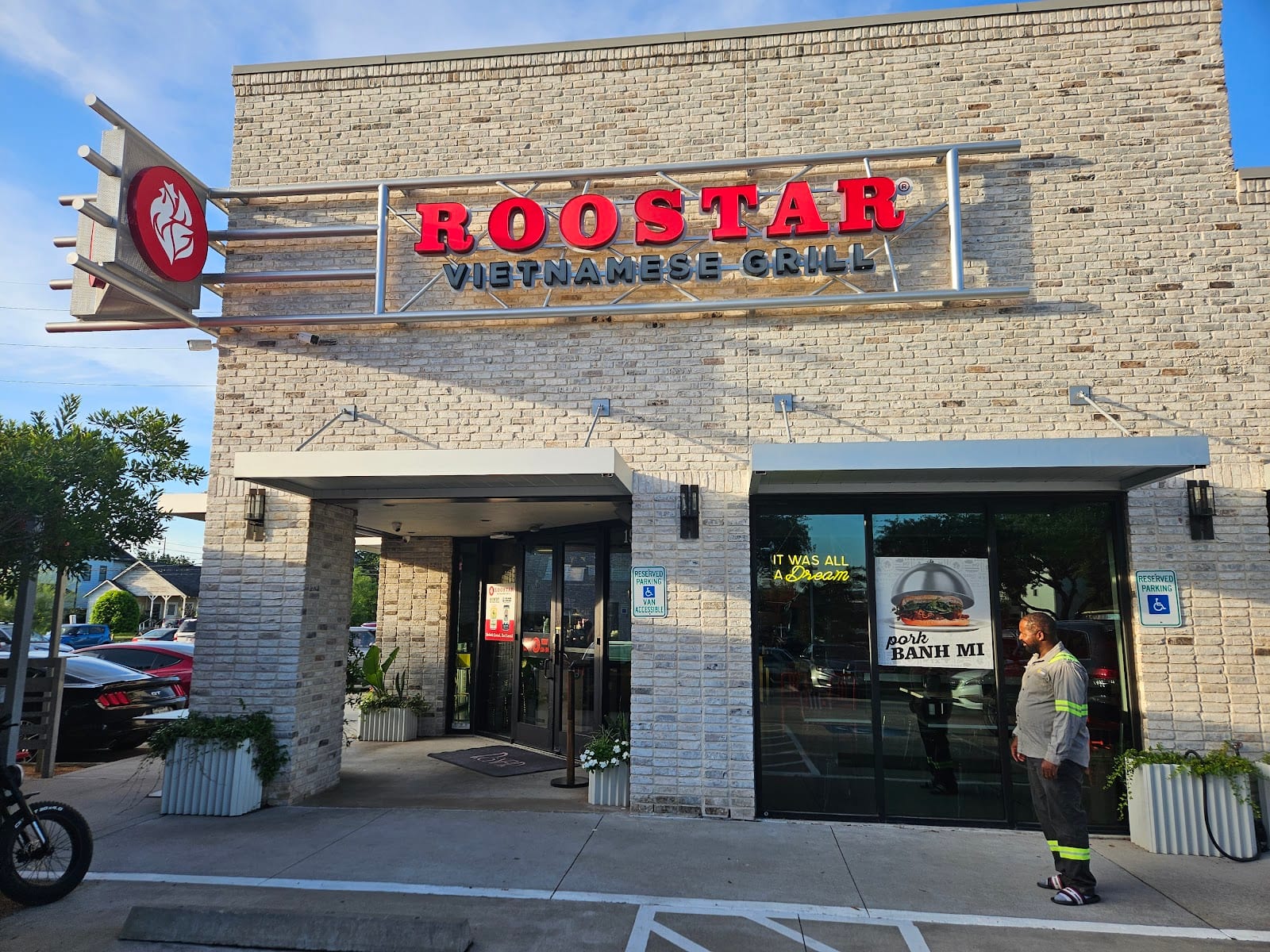 Roostar, photo 2