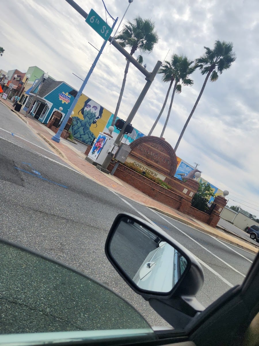 Downtown Panama City Welcome mural, photo 2