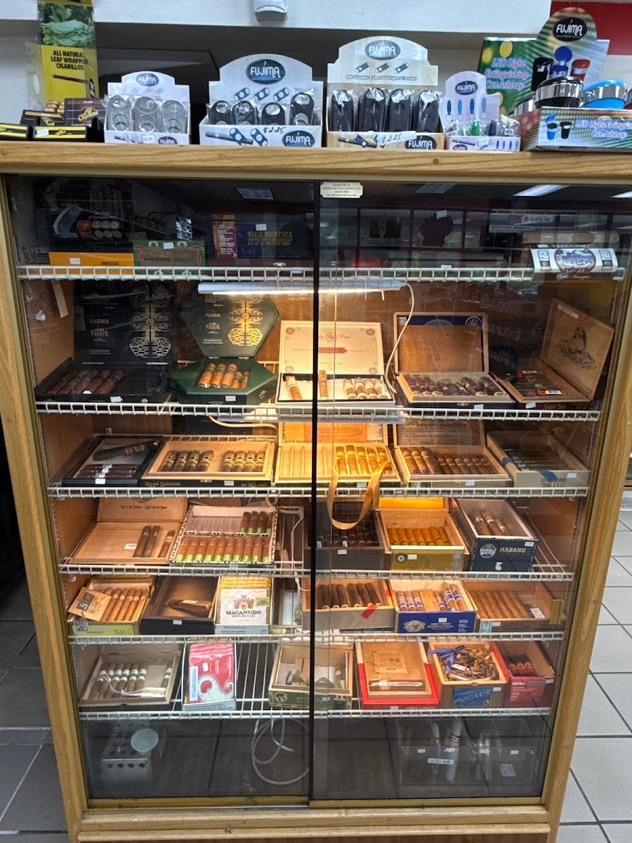 Qwik Mart, photo 3