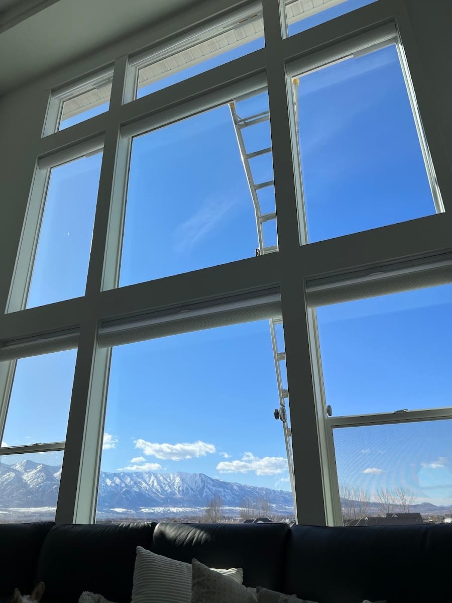 Center Street Window Cleaning, photo 4