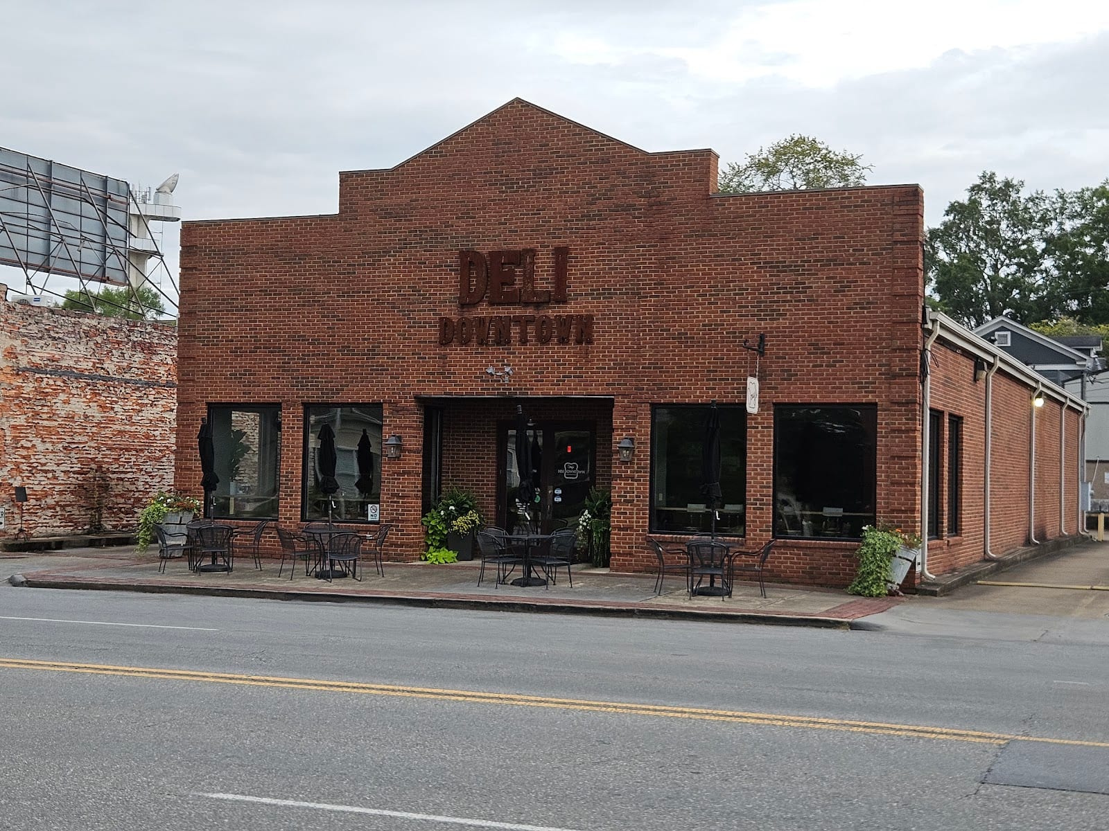 Doug's Deli Downtown, photo 4