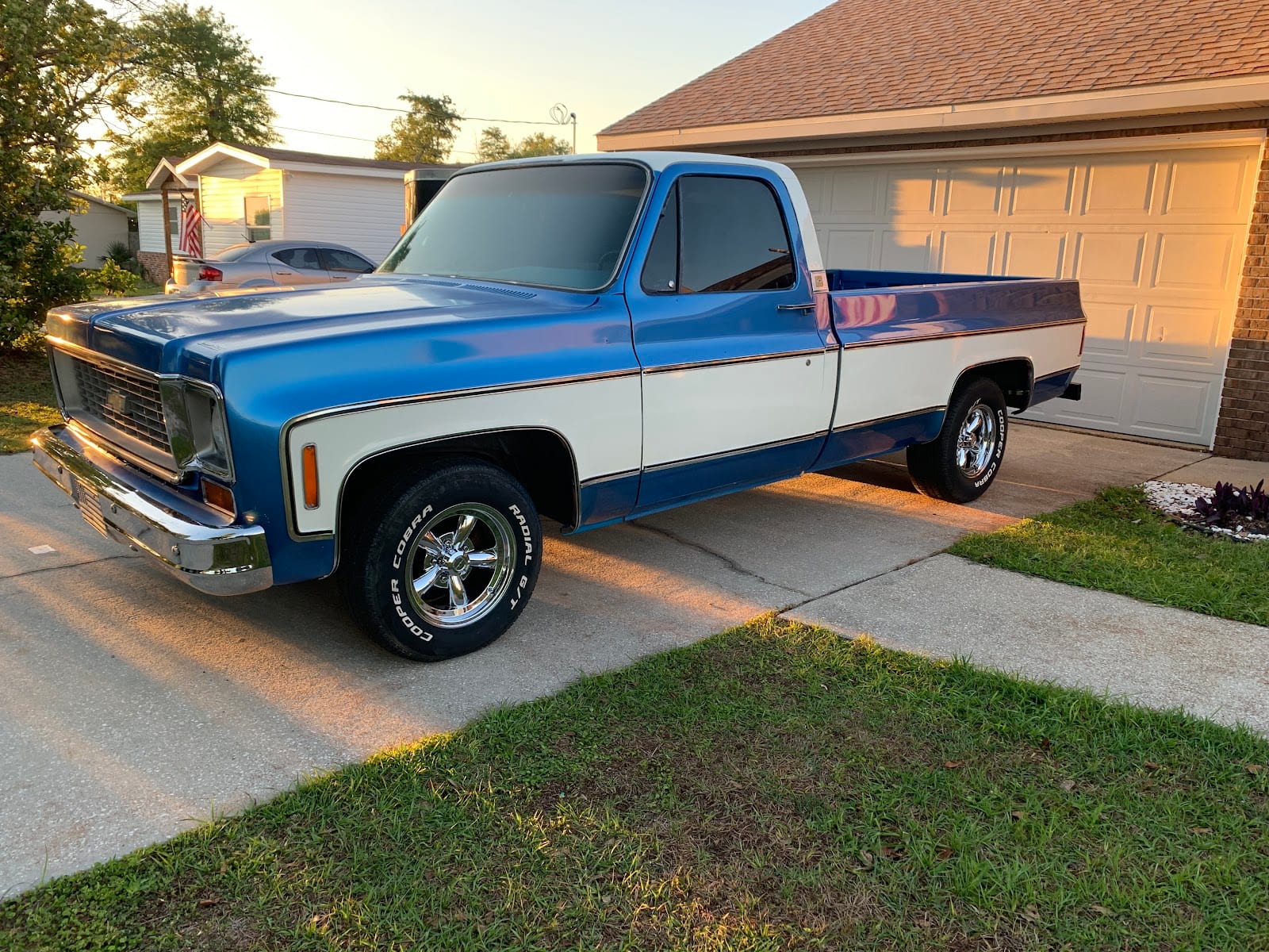 Maaco Auto Body Shop & Painting