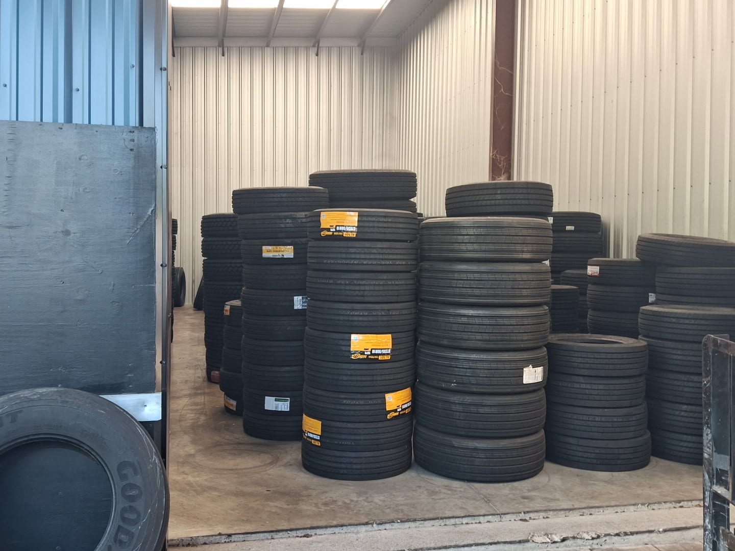 Aspiro Tires, photo 3