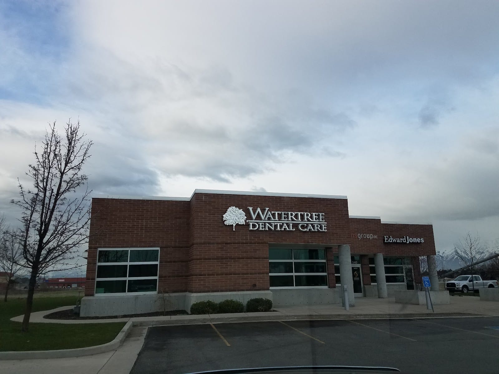 Watertree Dental Care, photo 3