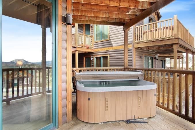 Ann's Chalet At Estes Park, Where Rustic Meets Luxury