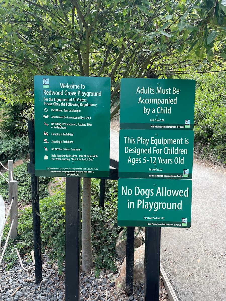 McLaren Redwood Playground, photo 3