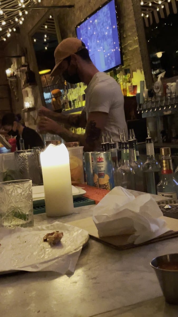 Bar Poet, photo 3