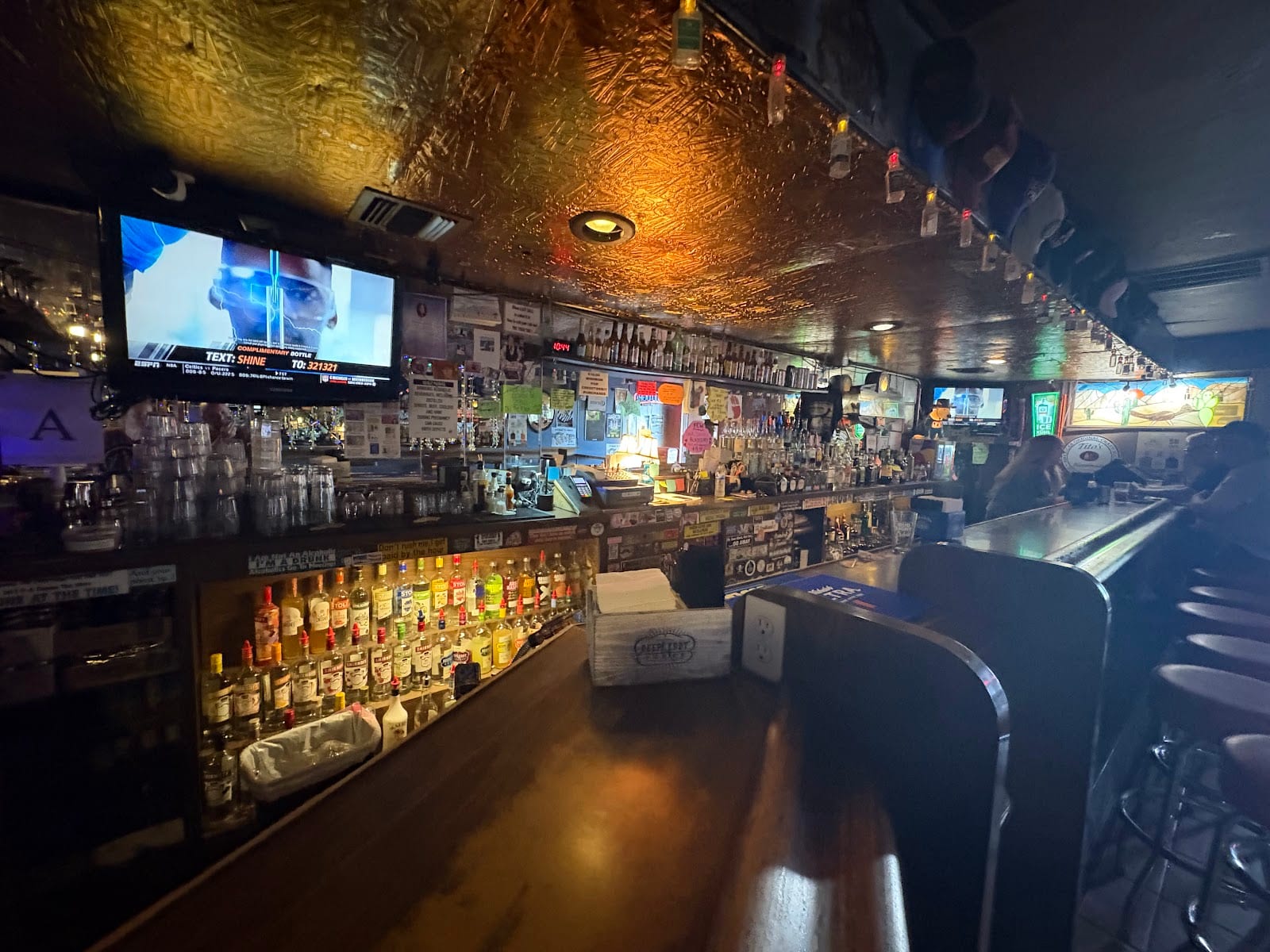 Roadrunner Lounge