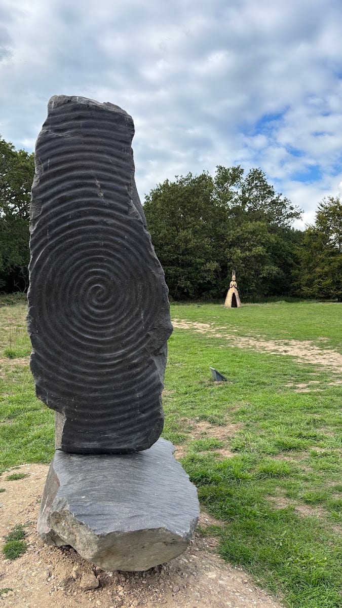 Sculpture Area, photo 2