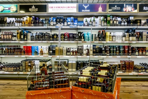 Pinkey's West Street Liquors