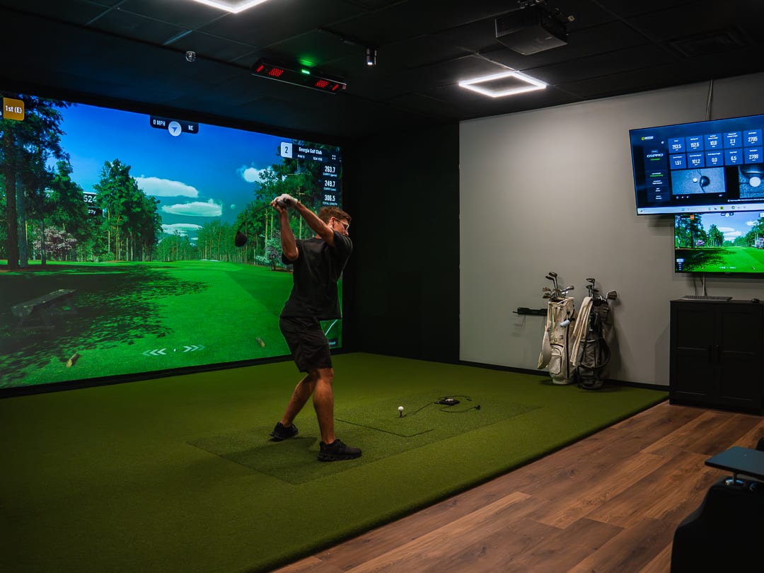 The Green Room Indoor Golf Club, photo 2