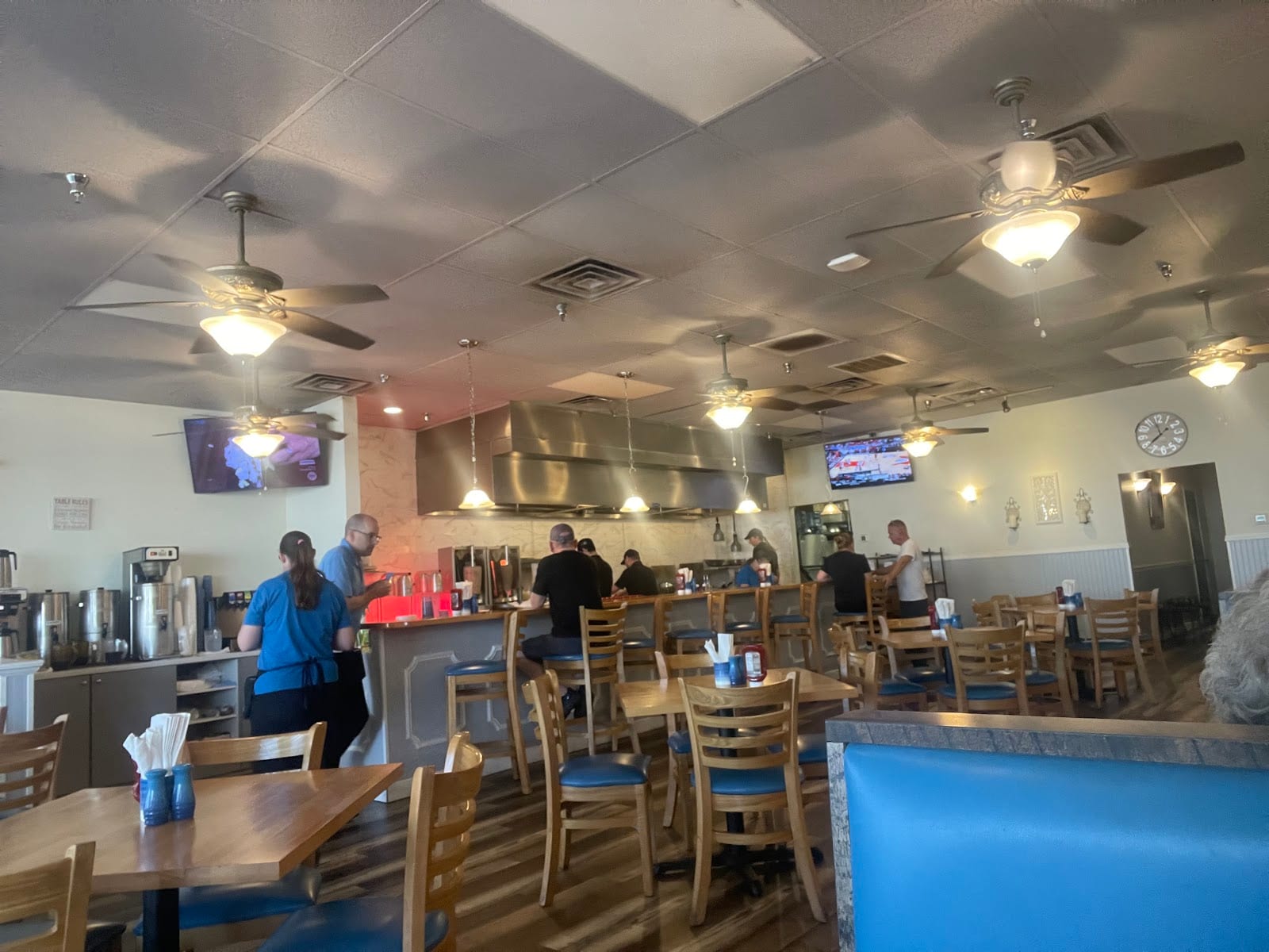 Gyro Cafe | Mediterranean • Greek, photo 3