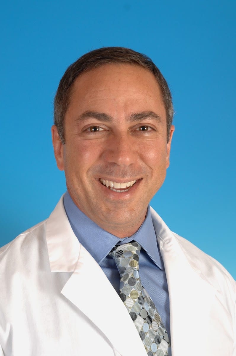Ken Lefkowitz, DPM - Curalta Foot + Ankle, photo 2