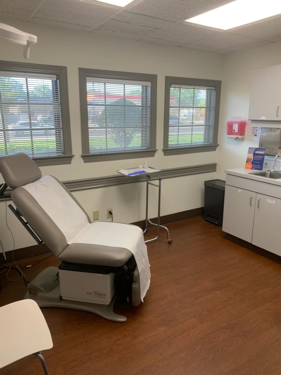 Advanced Dermatology and Cosmetic Surgery, photo 4