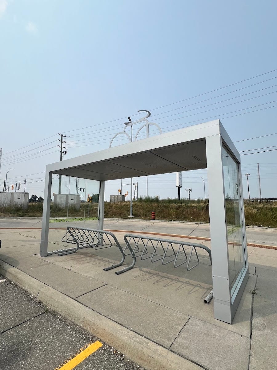Major Mackenzie Drive East @ Highway 404 Park 'n' Ride, photo 3