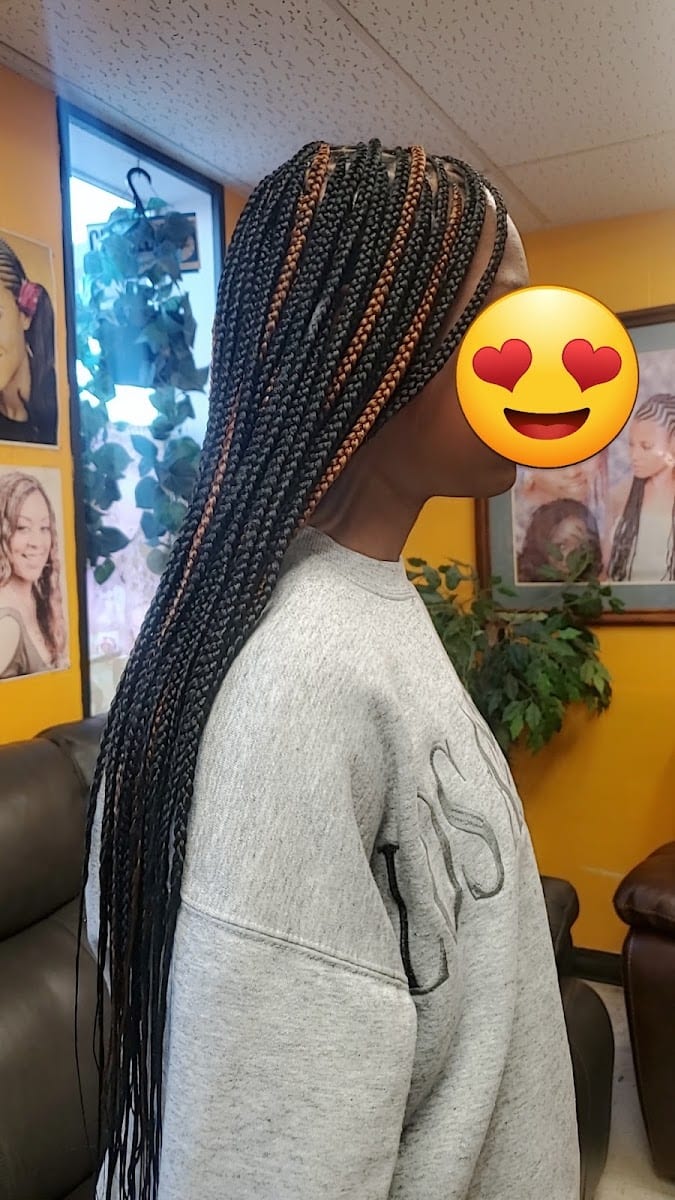 Sisters Hair Braiding, photo 3