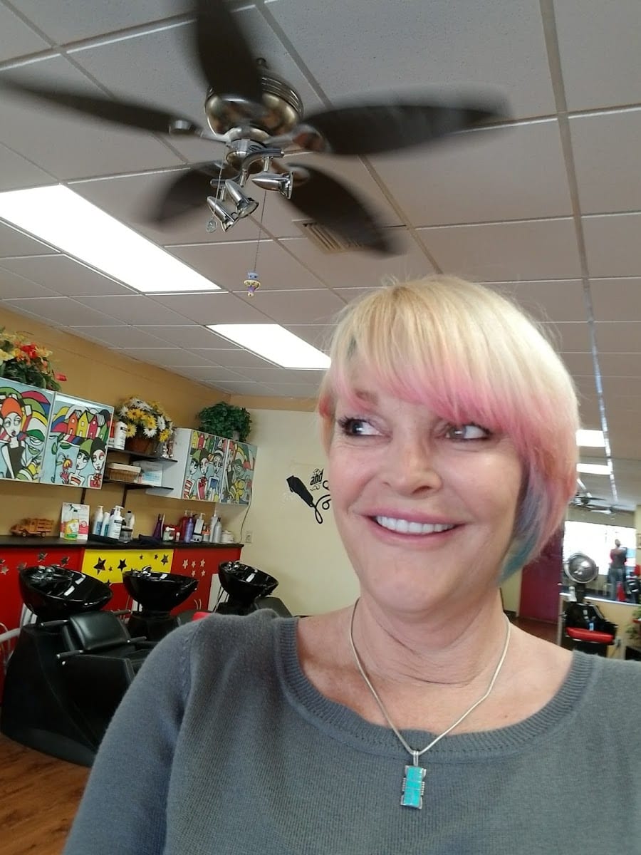 Chanelo's Barber & Beauty Salon, photo 3