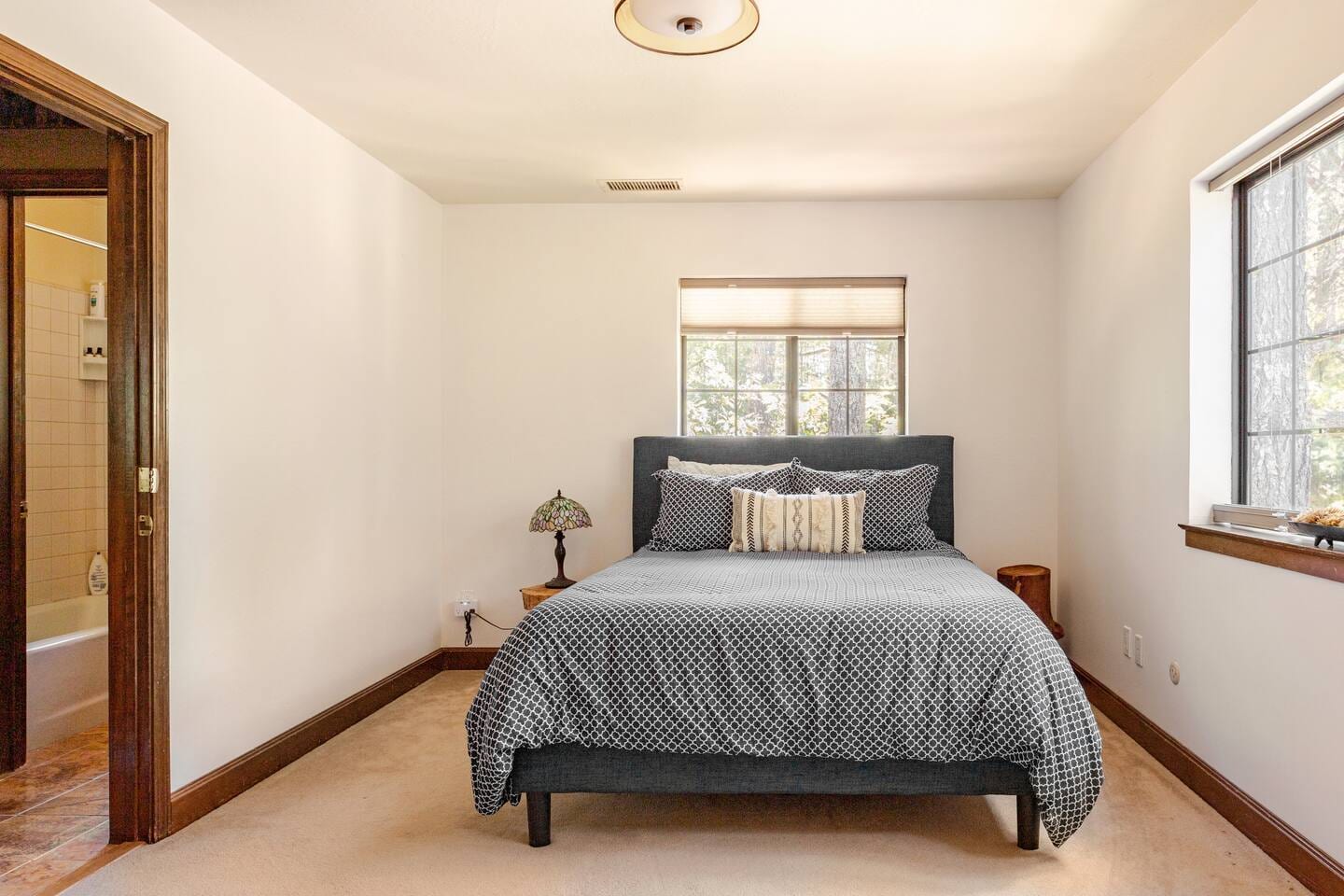 Howell Mountain Estate